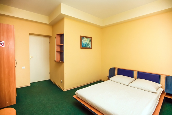 Hotel Jam Rakovets